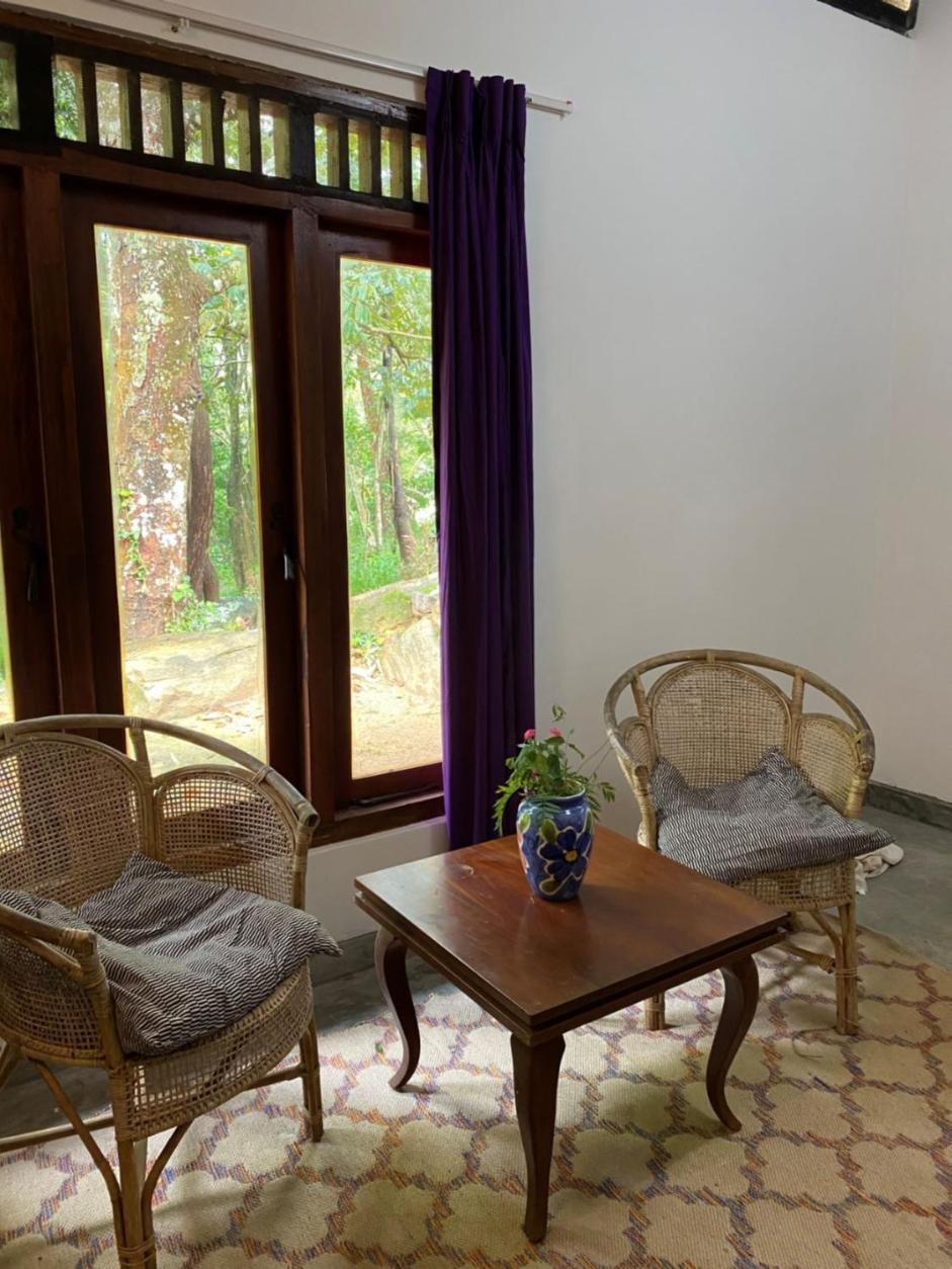 Bed and Breakfast Jungle Tide Kandy Esterno foto