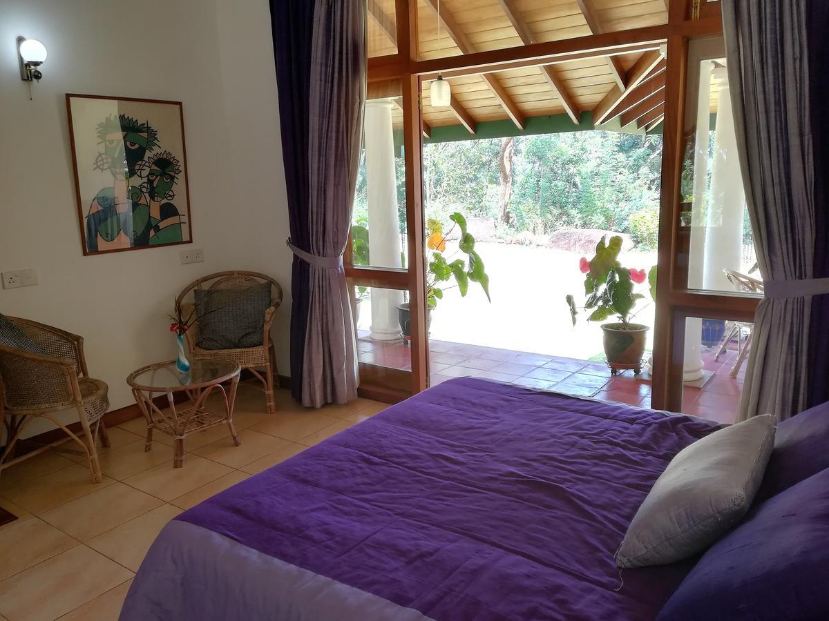Bed and Breakfast Jungle Tide Kandy Esterno foto